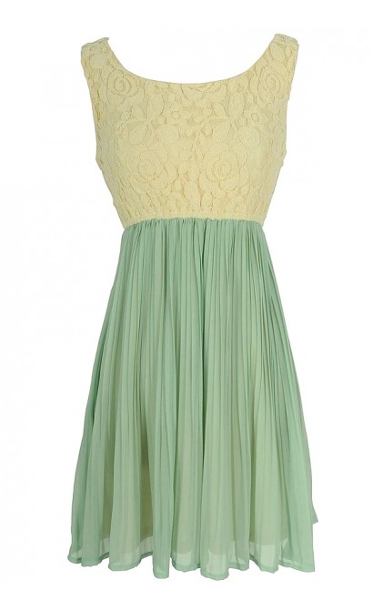 Lace Top A-Line Dress With Pleated Skirt in Mint
